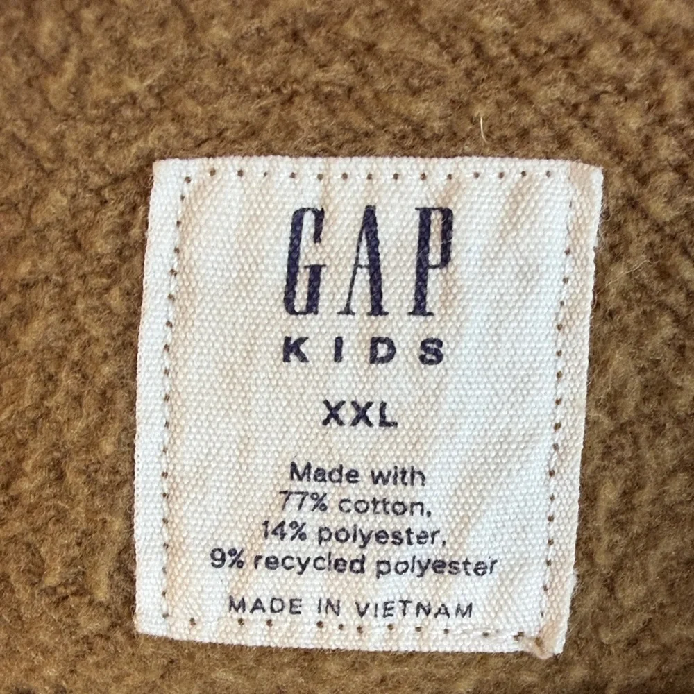 GAP soft brown